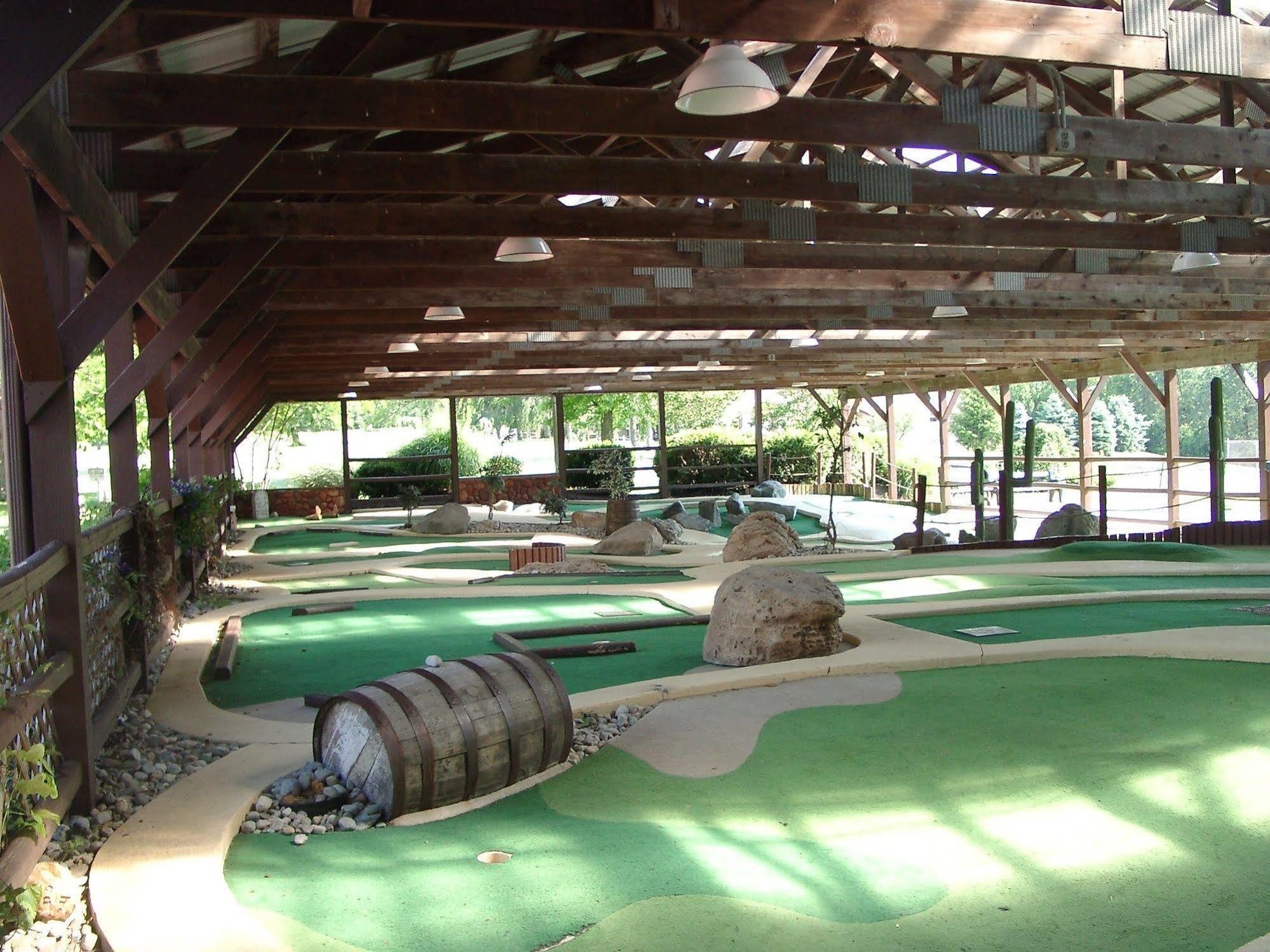 Circle M Rv & Camping Resort - Caravan Park Millersville Kültér fotó